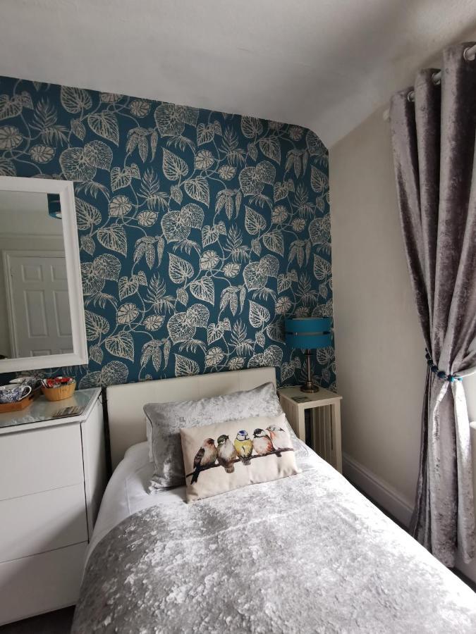 Dolweunydd Bed And Breakfast 베투스 이 코이드 외부 사진