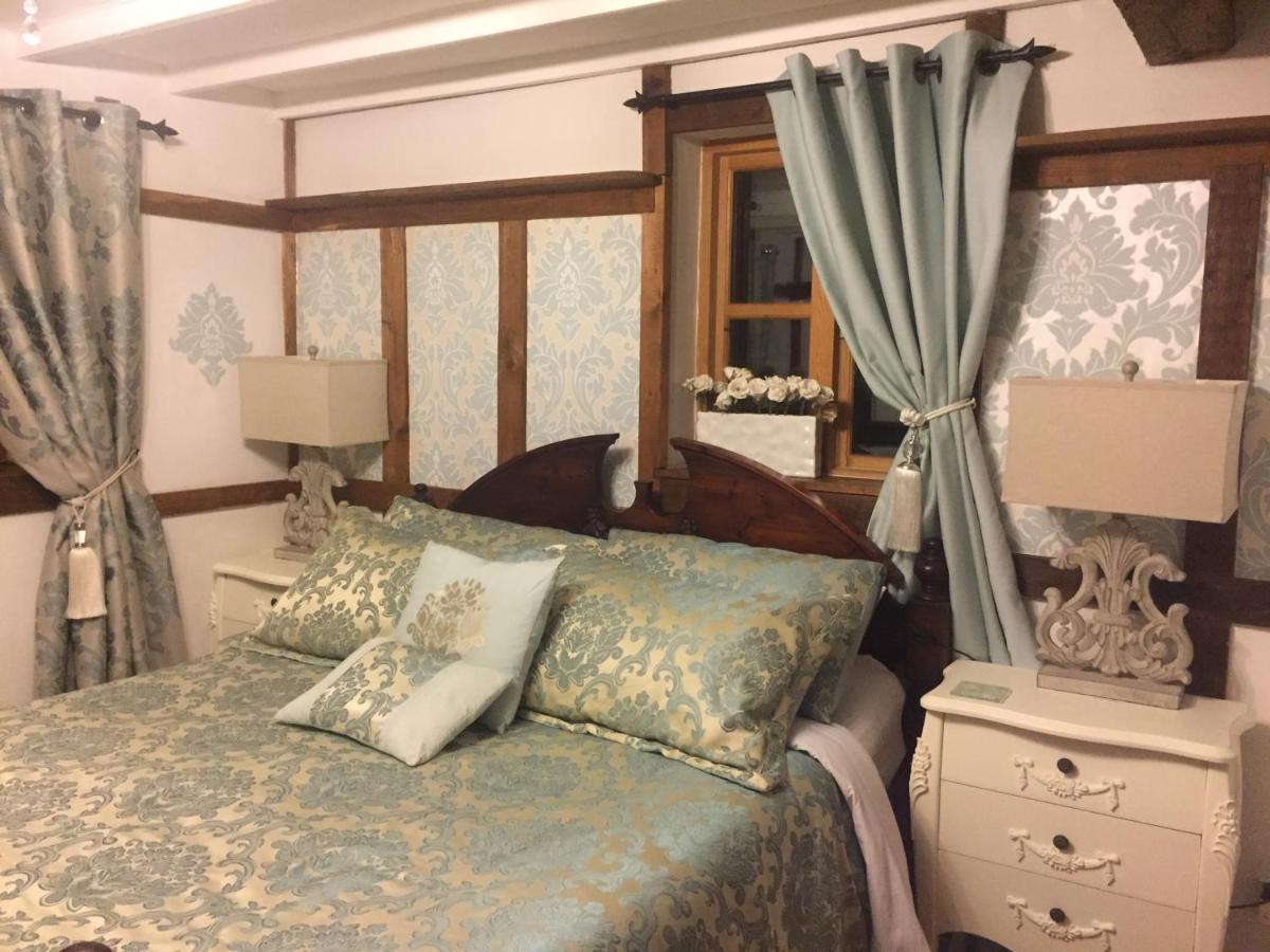 Dolweunydd Bed And Breakfast 베투스 이 코이드 외부 사진